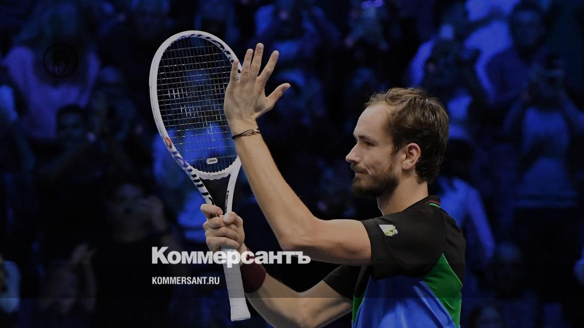 Daniil Medvedev was the first to reach the semifinals of the final Nitto ATP Finals tournament