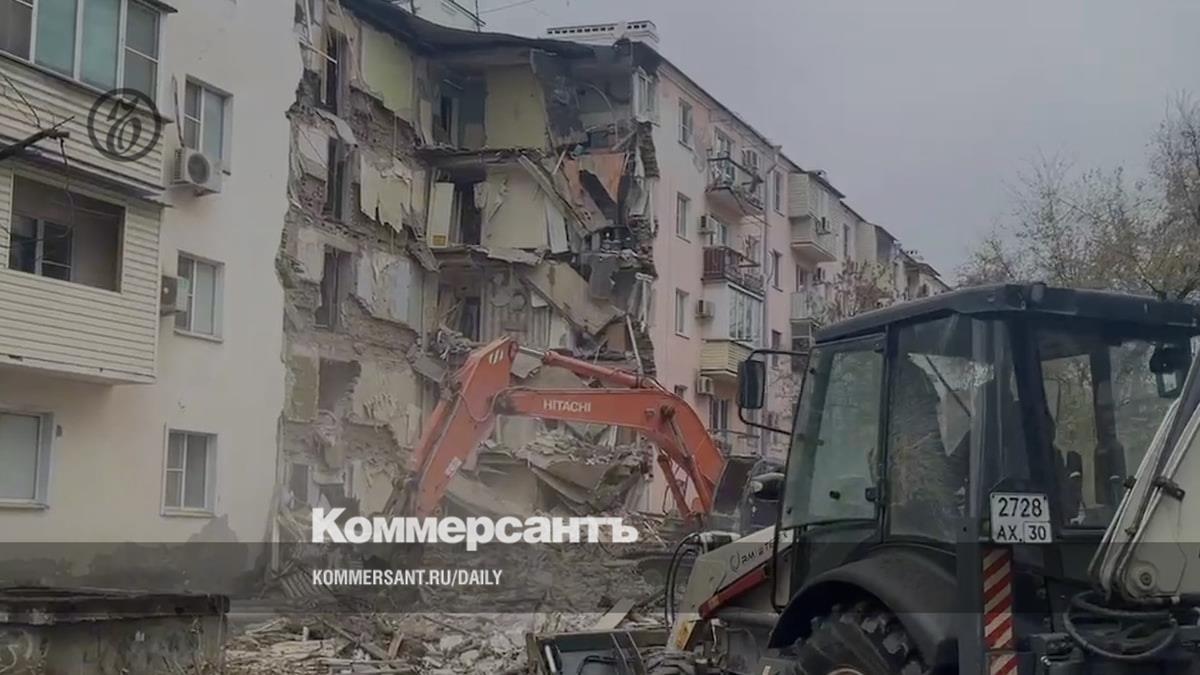 Жилой дом в Астрахани обрушился из-за ремонта в одной из квартир