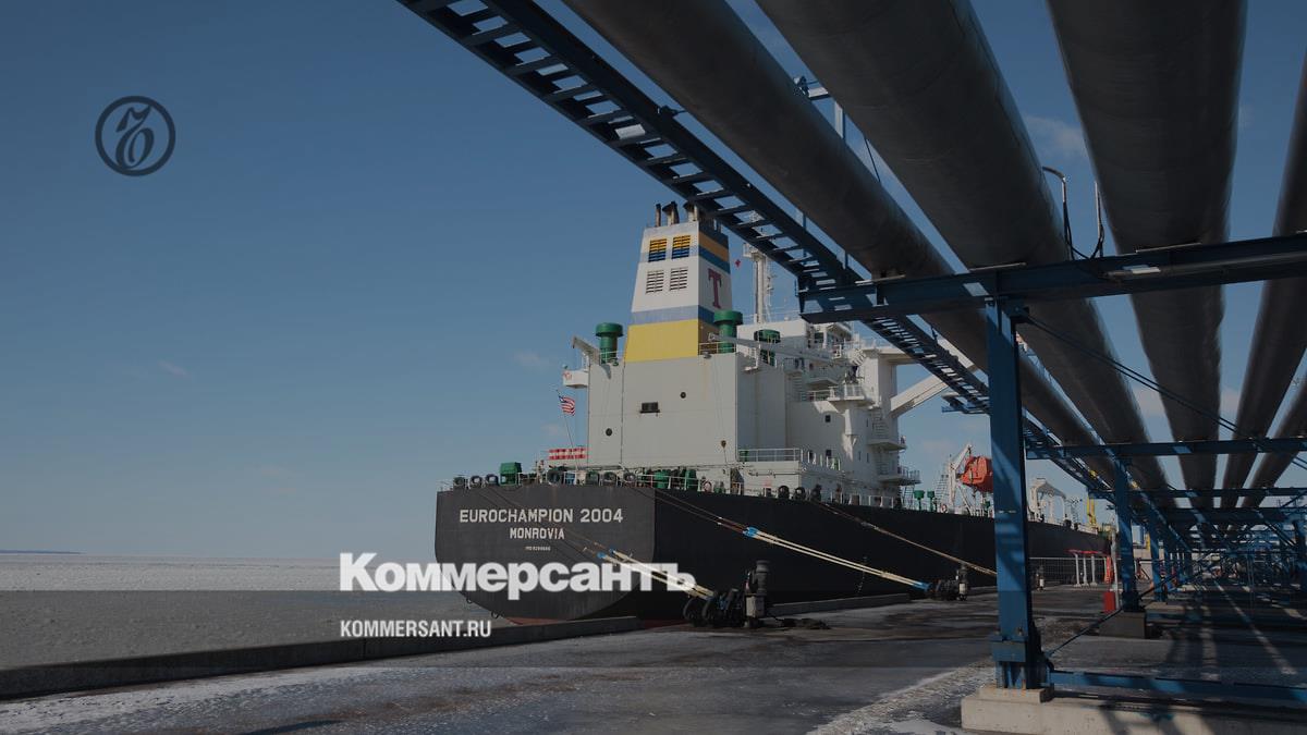 Russia has reduced oil exports by sea to the lowest levels since August - Kommersant