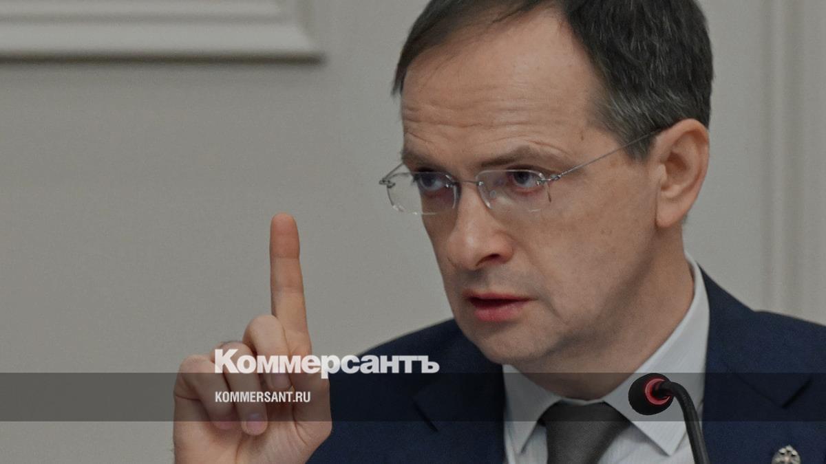 Мединский: в школах России введут обязательные часы по региональной ...