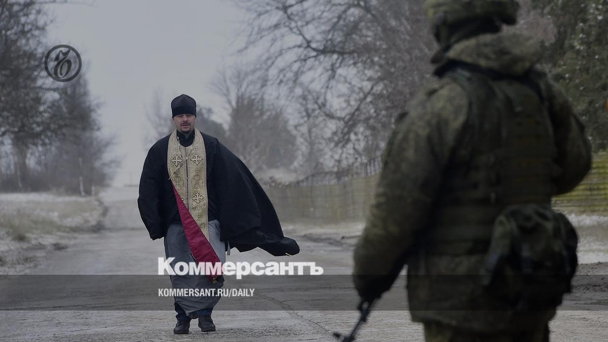 The Russian Orthodox Church wants to regulate the status of priests going to the Northern Military District zone