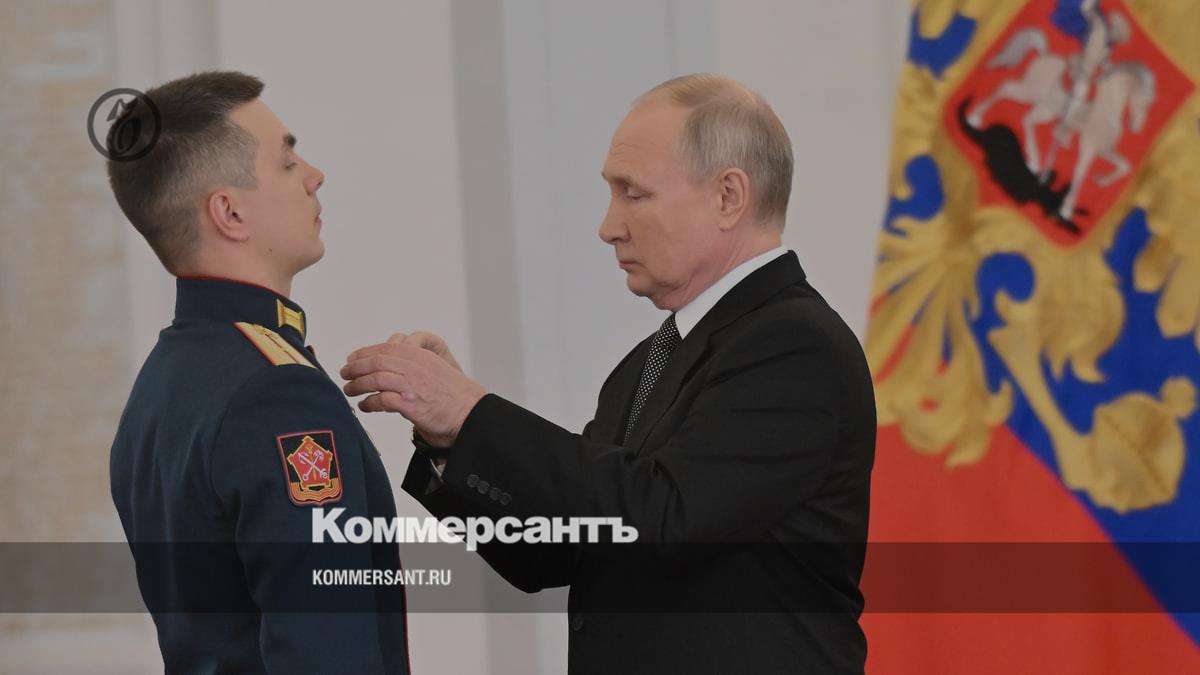 Putin presented Gold Star medals to Heroes of Russia – Kommersant