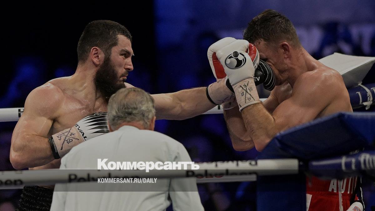 Russian boxing phenomenon Artur Beterbiev won his 20th consecutive knockout victory