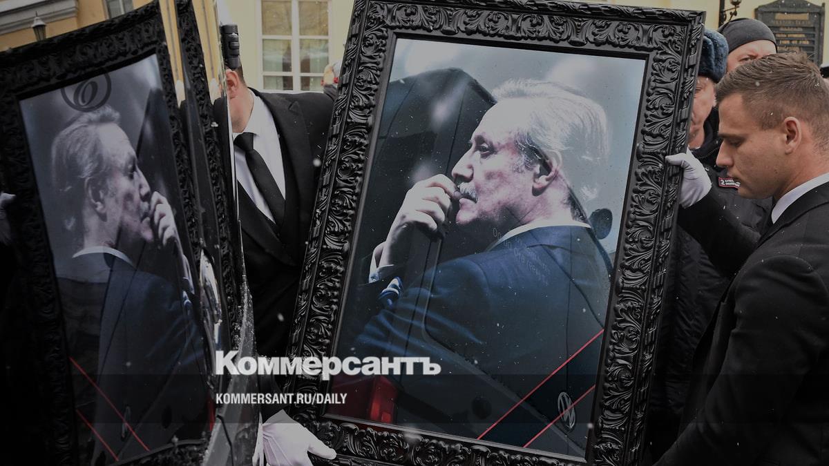 Report from the farewell ceremony for actor and artistic director of the Maly Theater Yuri Solomin