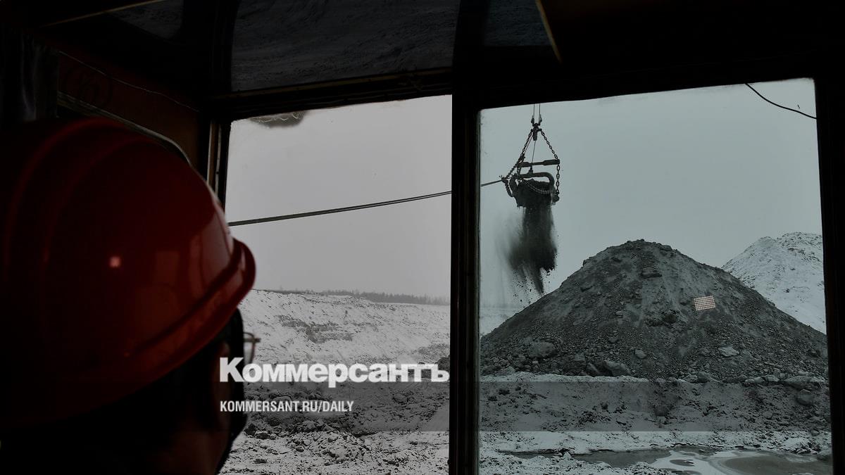 The Ministry of Finance is thinking about increasing the mineral extraction tax for coal