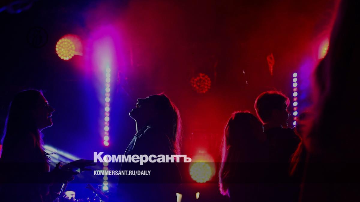 Yekaterinburg police came to the BDSM party and checked the visitors