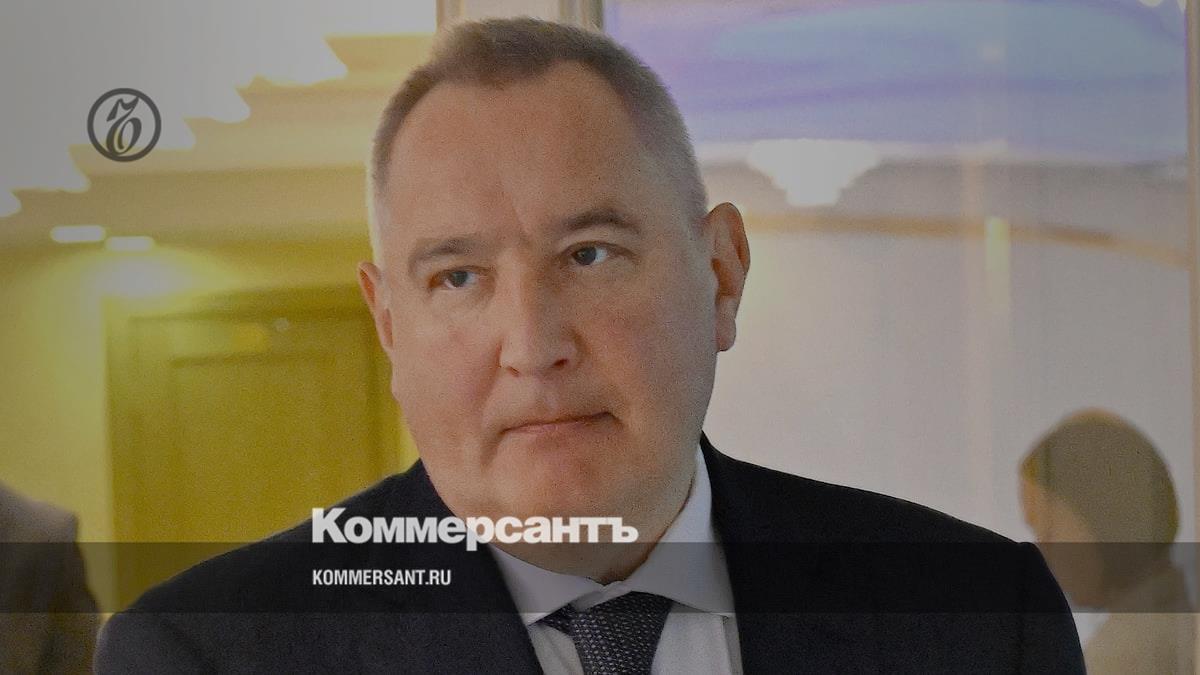 Rogozin proposed giving volunteer commanders the powers of an inquiry agency