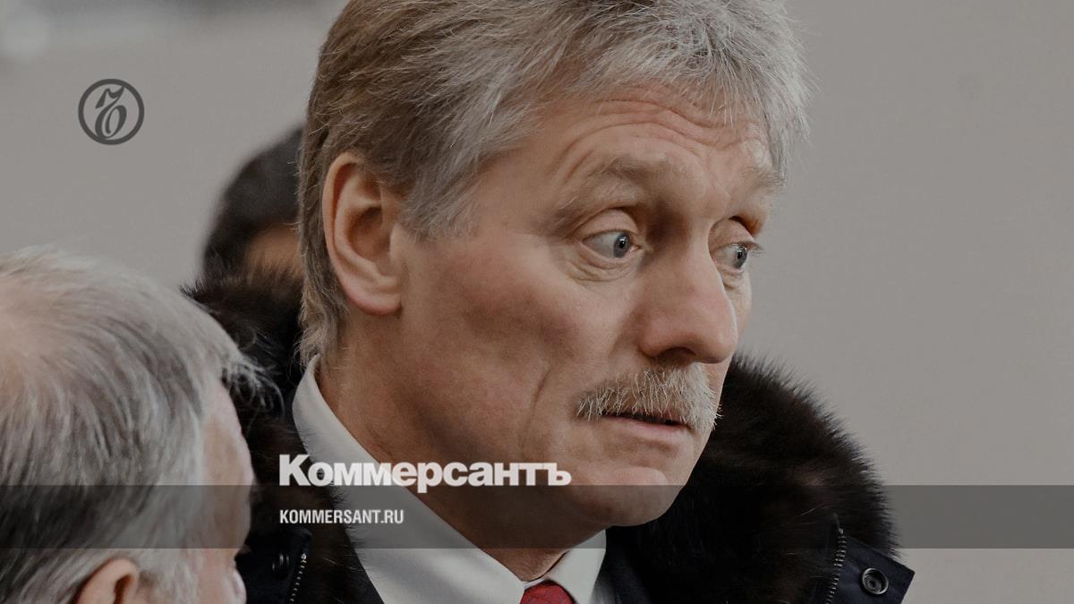Peskov considers it wrong to equate military officers with members of the Northern Military District