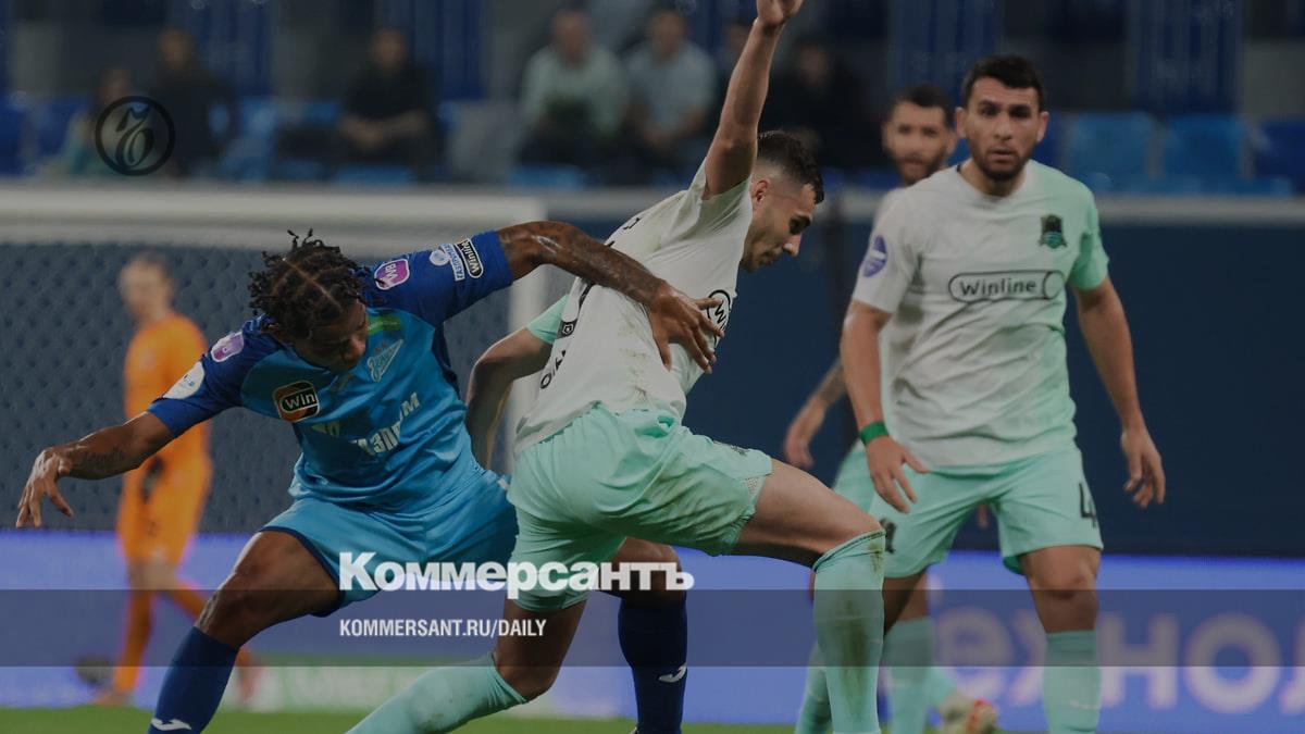 The second part of the Russian football championship opens with the match between Rostov and Krylya Sovetov.