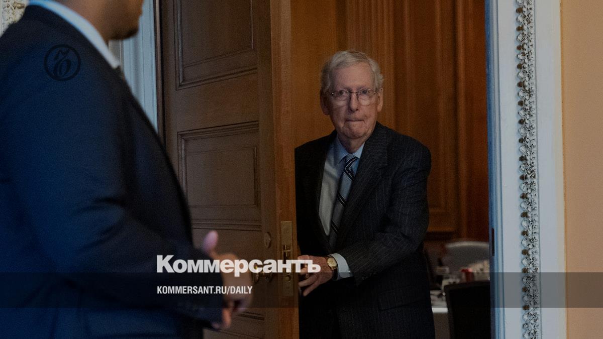 Митч Макконнелл объявил об уходе с поста лидера республиканцев в Сенате США