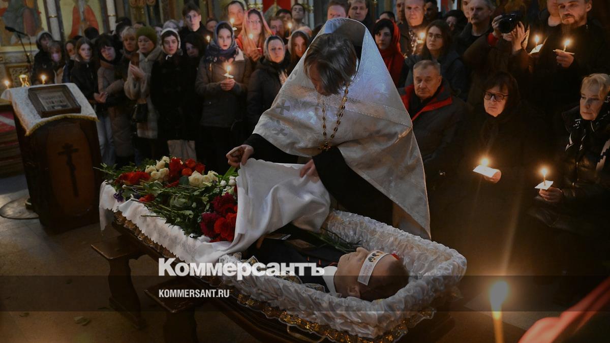 Alexey Navalny is buried at the Borisov Cemetery in Moscow - Kommersant