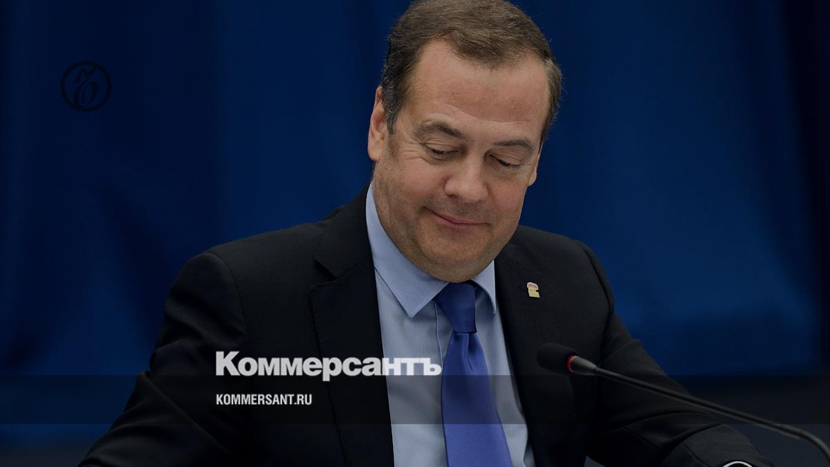 Medvedev congratulated Putin “on a brilliant victory” in the elections – Kommersant