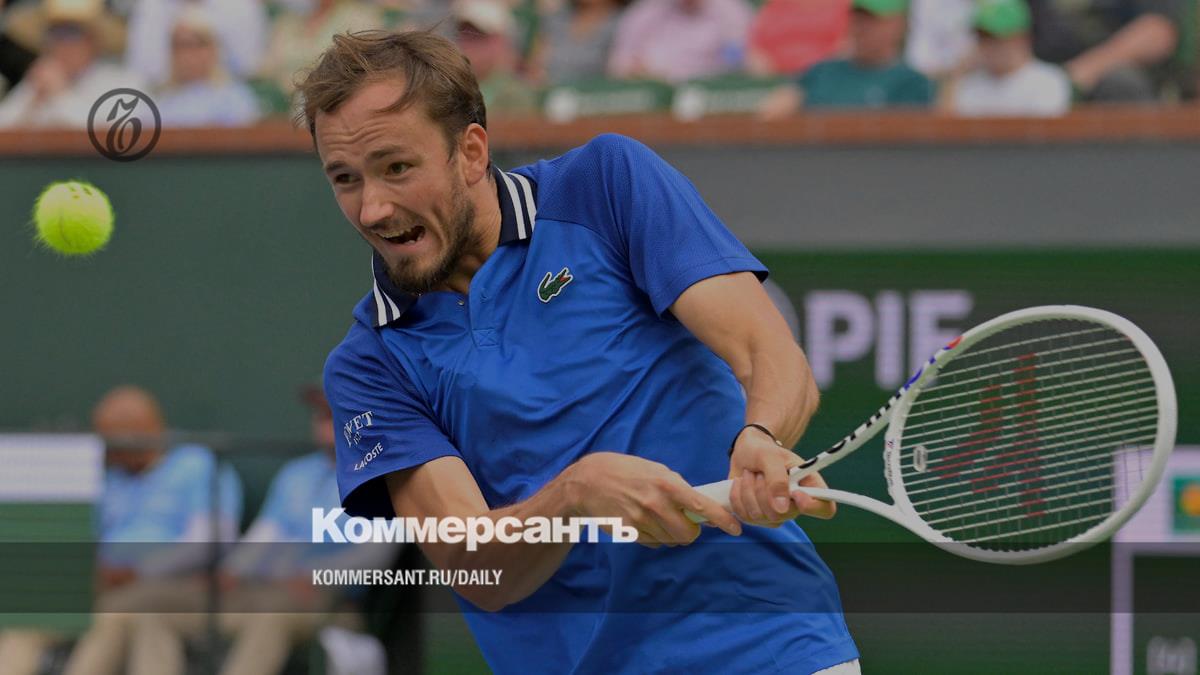 Daniil Medvedev lost again to Carlos Alcaraz in the final of the Indian Wells tournament