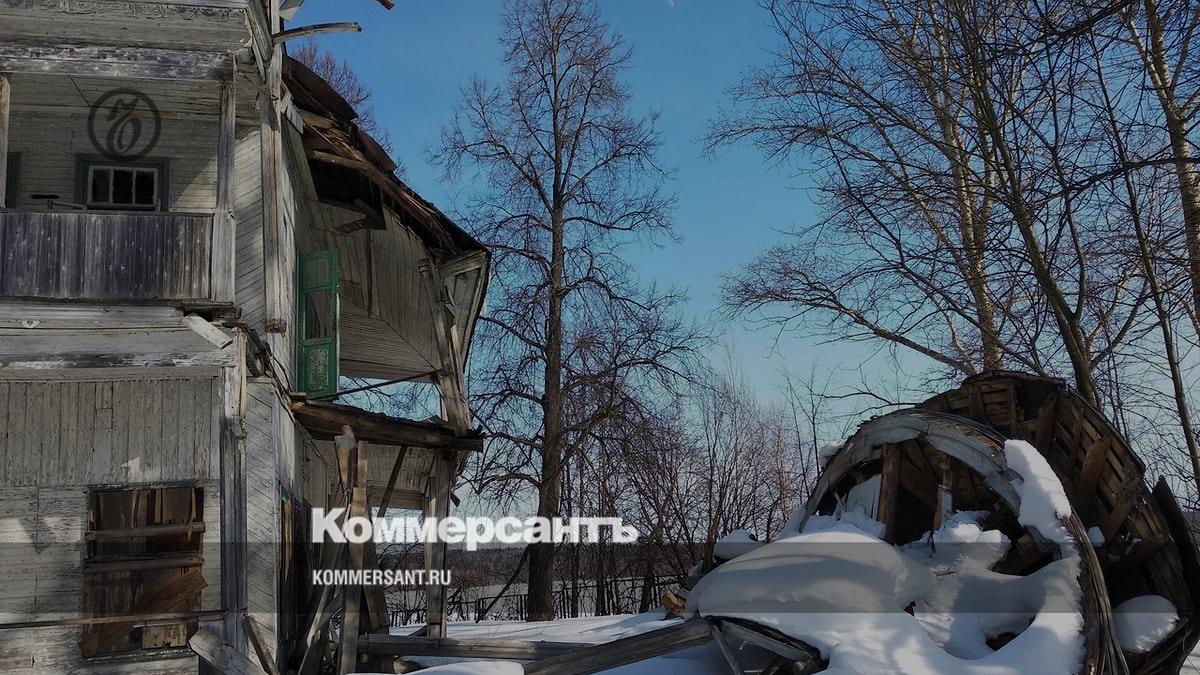 У признанного памятника культуры Дачи Петрова обрушилась полуротонда в  Ижевске – Коммерсантъ Ижевск