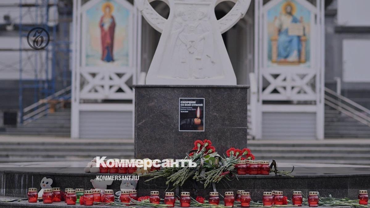 A spontaneous memorial appeared in Krasnodar in memory of the victims of the terrorist attack in the Moscow region