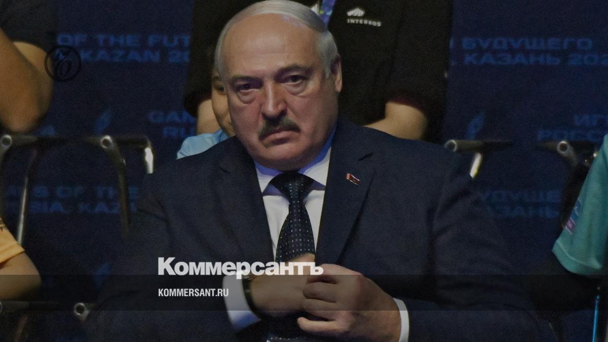 Лукашенко подписал закон об СМС-повестках в военкомат – Коммерсантъ