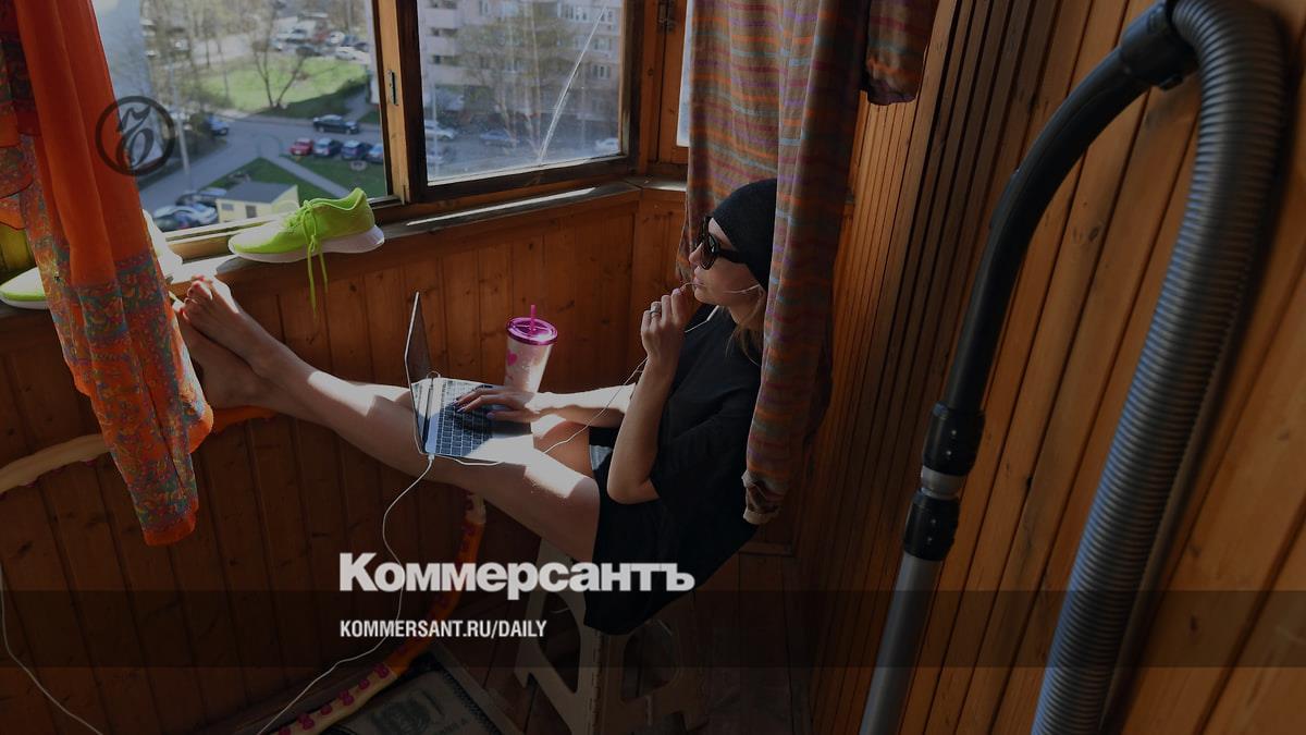 more than half of Russian companies allow employees to work remotely