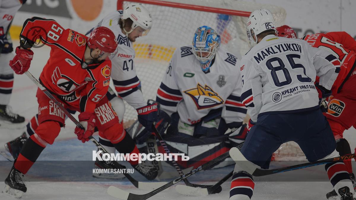 "Avtomobilist" beat "Metallurg" with a score of 5:3 in the play-off series of the KHL championship
