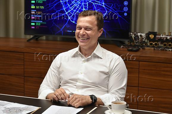 Руководителя департамента транспорта и развития. Алексей Мельников мир 24. Мельников Алексей ведущий мир. Алексей Мельников Телеканал мир. Осташкин Валерий Николаевич МГУУ