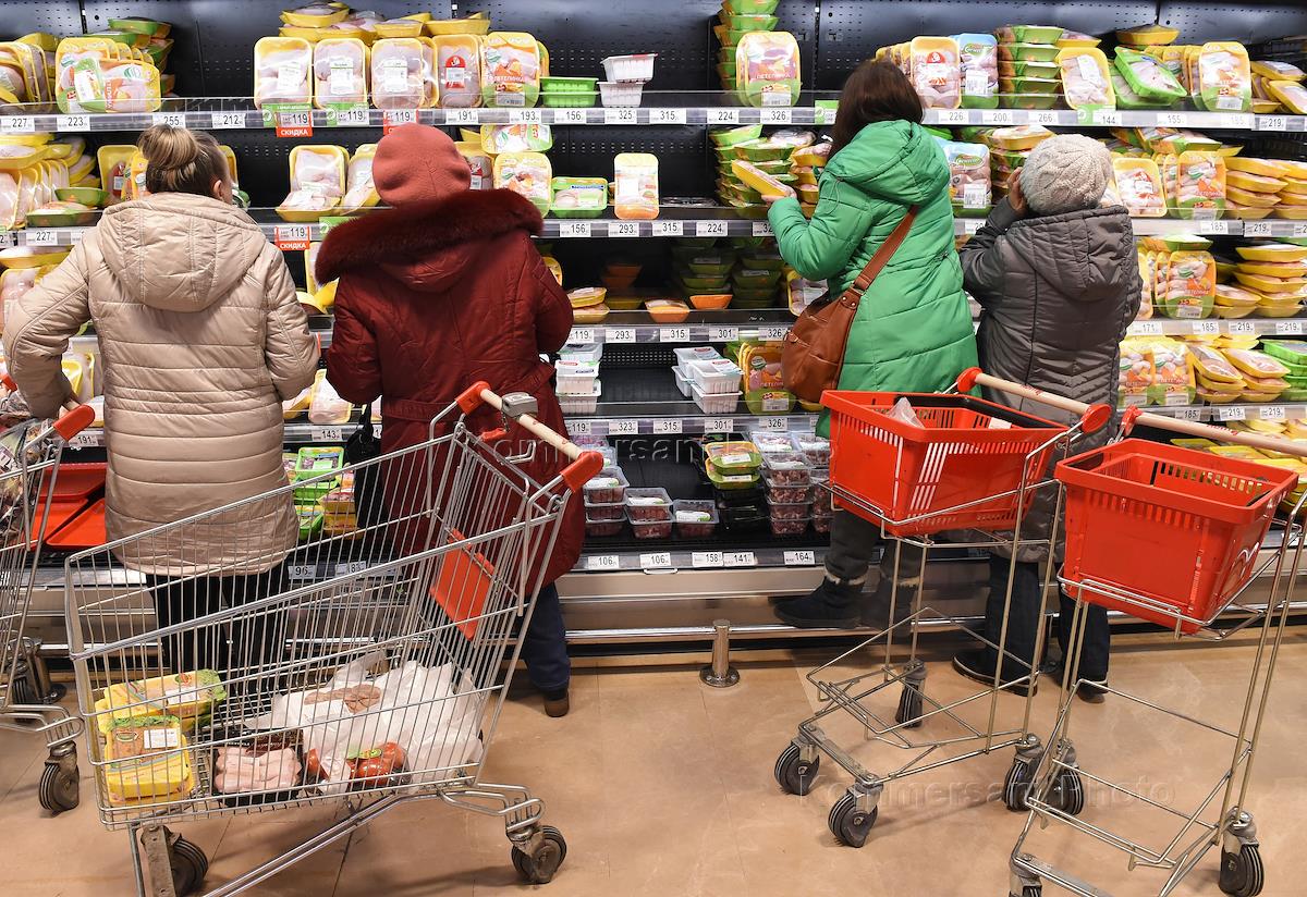 Продуктовый магазин внутри. Какой гипермаркет работает. Какой гипермаркет работает. Работа в супермаркете линия. Работа в супермаркете да.