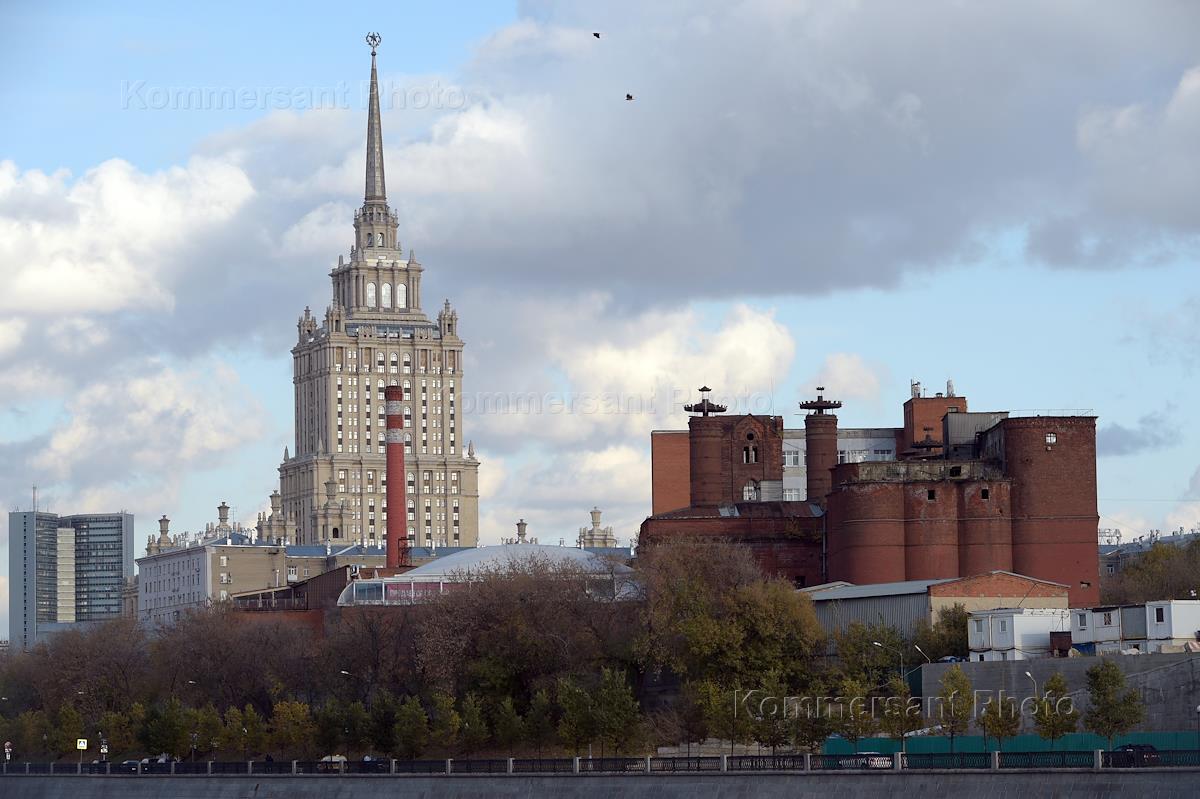 Жк бадаевский москва наб тараса шевченко отзывы. Бадаевский комплекс. Бадаевский завод ЖК. Бадаевский пивоваренный завод. ЖК Бадаевский Москва.