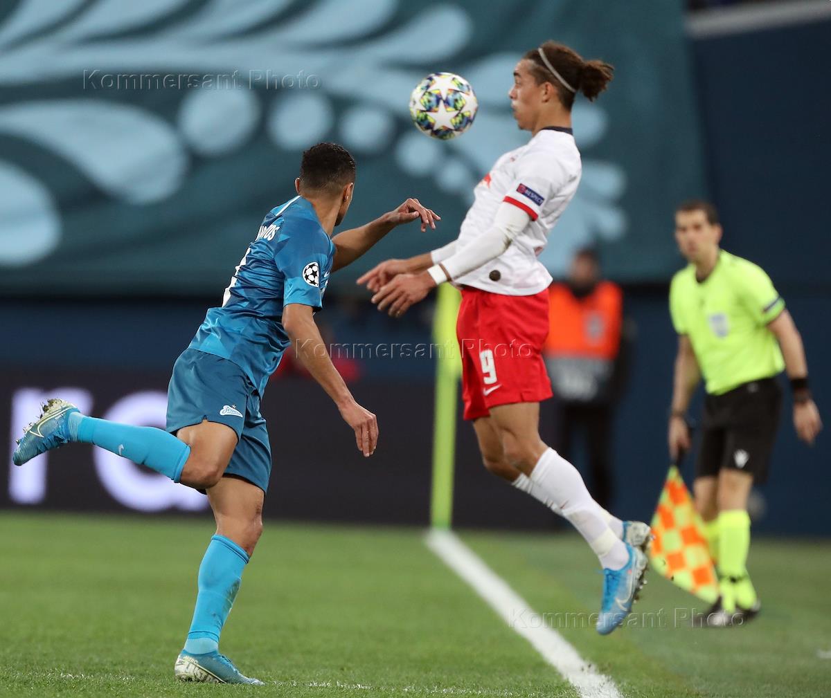 Рауль в лиге чемпионов 2003. In driver. Сборная ганы по футболу. Чемпионат туниса по футболу. G match.