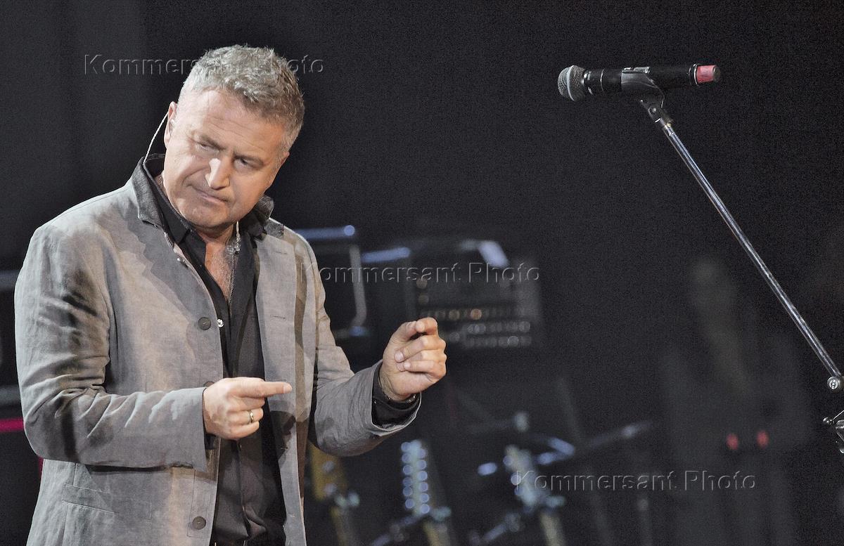 Концерт агутина в лужниках сколько зрителей было. Киберфестиваль лужники 2024. Концерт агутина в лужниках сколько зрителей было. Луна концерт. Концерт агутина.