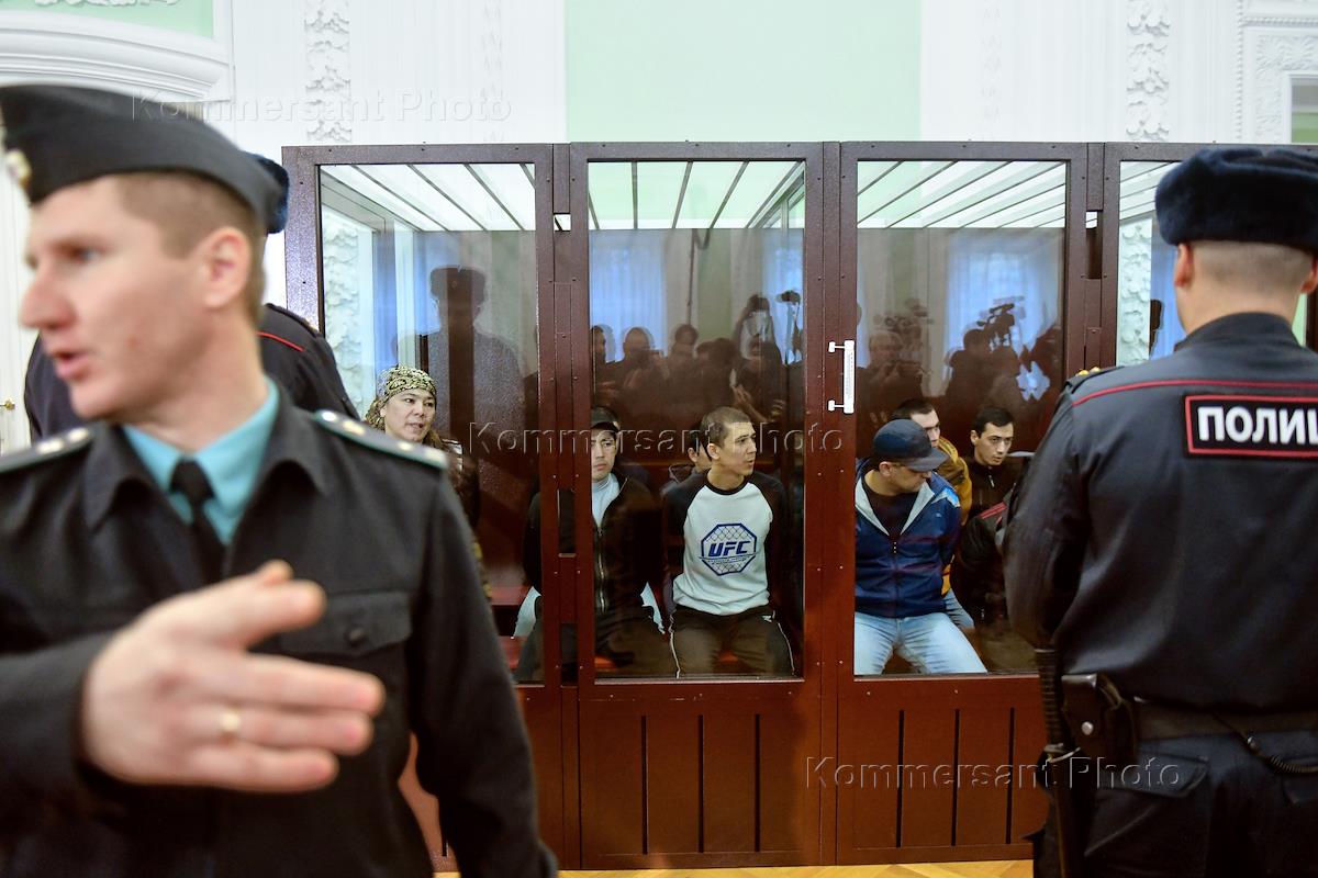 Суд над террористами сегодня. Взрыв в метро Санкт Петербурга 2017. Аброр Азизов теракт в метро. Теракт Санкт Петербург 2017 года.