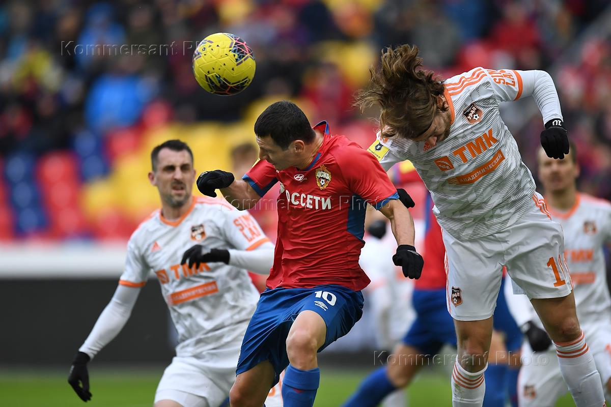 роман зобнин локомотив. пфк цска сочи. матч между двумя. крылья советов спартак 1992. матч цска сочи.