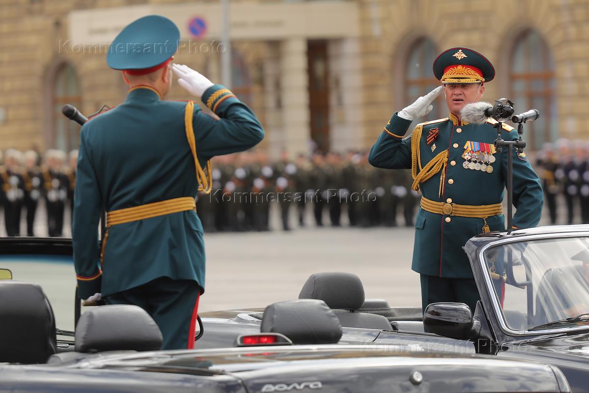 Командующий парадом. Парад Победы 2020 в Волгограде. Командующий на параде Победы Москва. Командующий парадом Победы 2020. Командующий парадом Волгоград 2020.