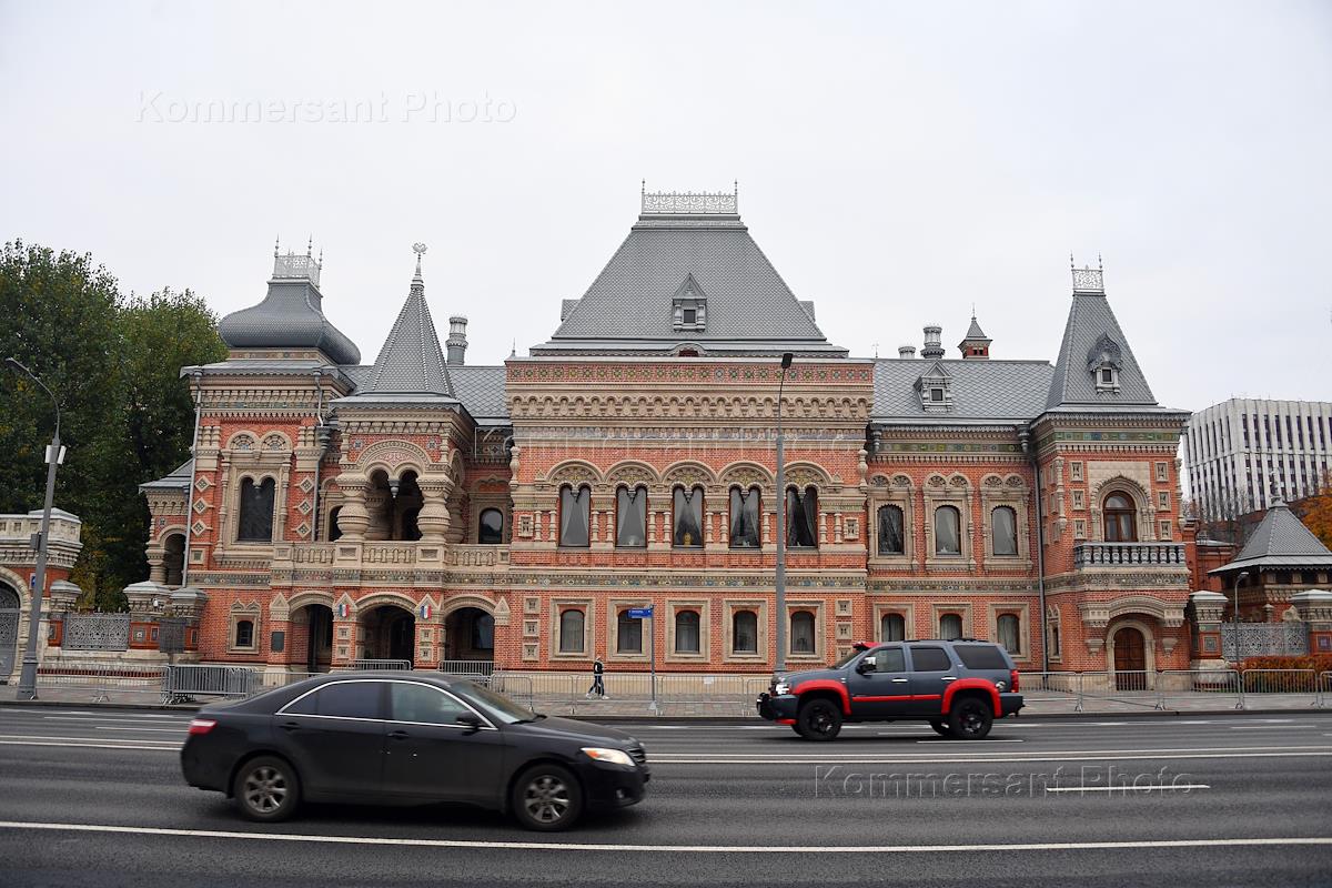 здание французского посольства в москве