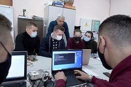 Students of the Vernadsky Crimean Federal University (CFU) returned to full-time education. CFU students returned to full-time training after restrictions due to COVID-19 had been mitigated.
