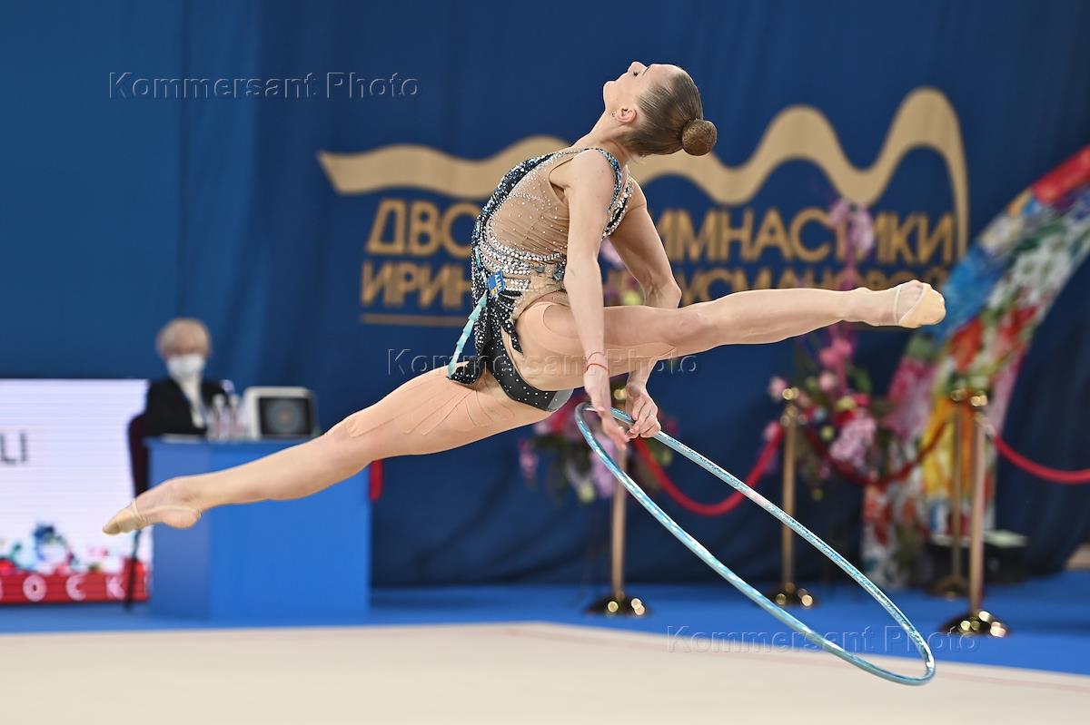 Гимнастка Екатерина Галкина ноги