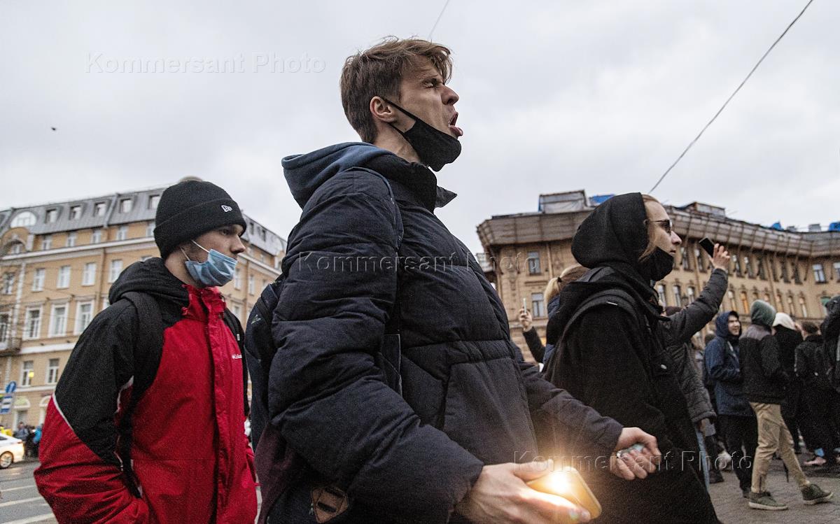 Митинги против мобилизации в спб. Протесты против мобилизации в москве. Протесты против мобилизации в москве. Митинг 21 сентября. Митинги против мобилизации в спб.