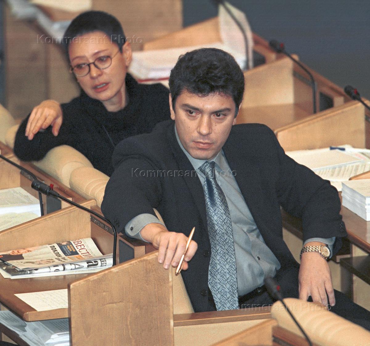 Хакамада немцов. Хакамада немцов. Кириенко немцов хакамада. Хакамада немцов. Хакамада и немцов политическая партия.