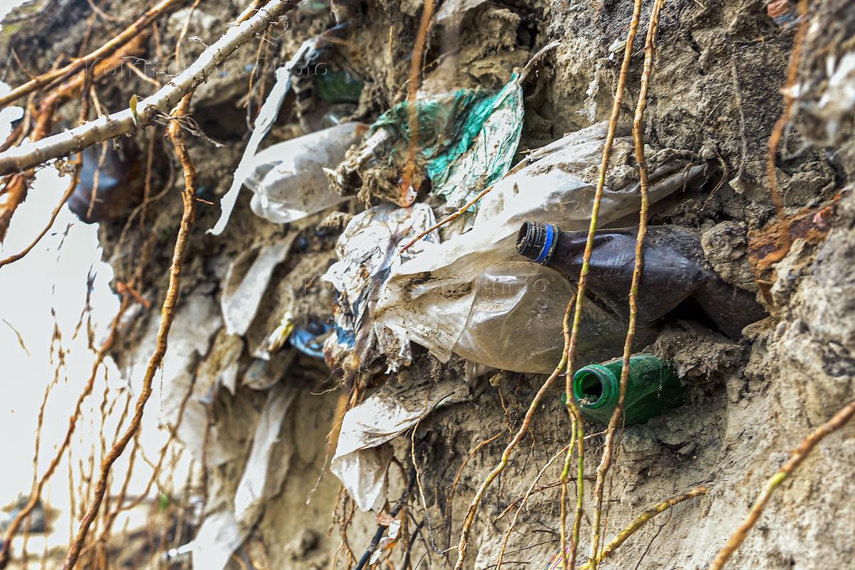 археологические раскопки. найден новый способ. смешные фото русской смекалки. таня смекалка. найден новый способ.