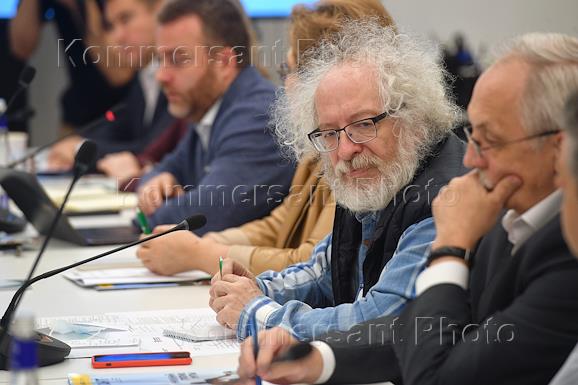 Заседание общественного штаба по наблюдению за выборами в городе Москве в 2021 году с участием депутатов Московской городской Думы в Деловом квартале 'Красная Роза'.