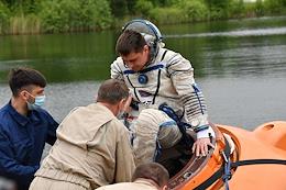 Training of the ISS-69 crew on actions after landing of the descent vehicle on the water surface at the base of the Noginsk Rescue Center of the EMERCOM of Russia and with the assistance of employees of the Ministry of Emergency Situations.