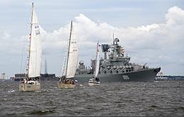 Parade of yachts and warships on the Day of the Russian Navy in Kronstadt.