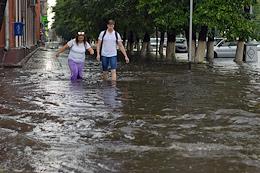 The flooded center of Kemerovo after a long rainstorm on August 4, 2021.