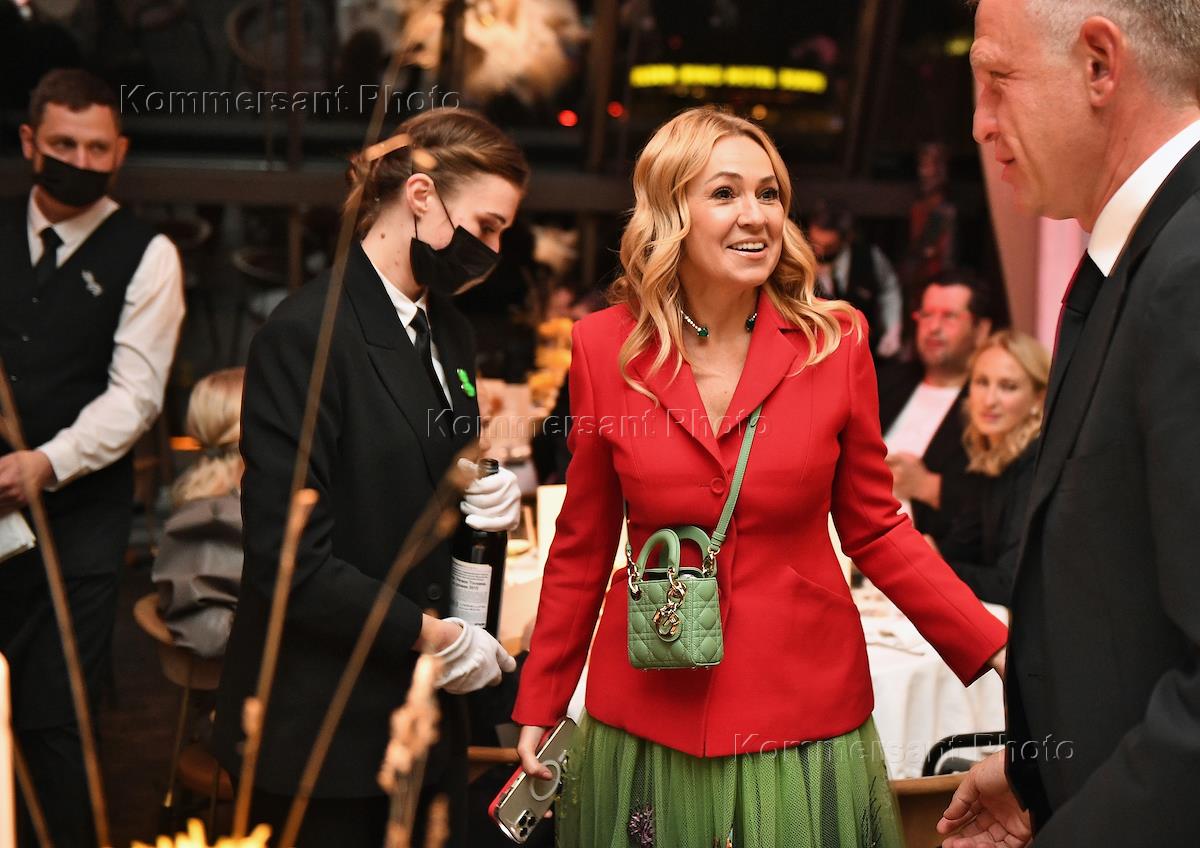 пятый канал в главных ролях. светская хроника пятый канал. 2021. светская хроника 2022. 2023.