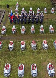 Burial of the pilot who died during the Great Patriotic War, Peter Ivanovich Gavrikov. Northern cemetery.