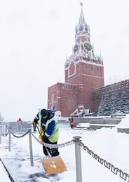 Snowfall in Moscow.