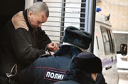 Beating a preventive measure Sergei Glazov who fired at the MFC, in the Presnensky court.