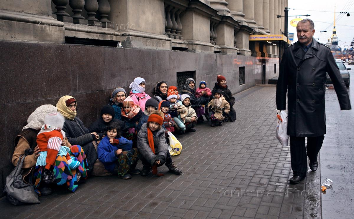 Таджики в санкт петербурге