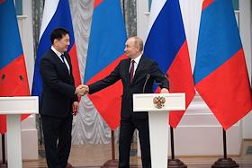 Negotation between Russian President Vladimir Putin and Mongolian President Ukhnagiin Khurelsukh in the Kremlin.