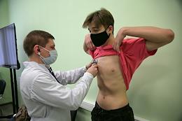 Vaccination of adolescents in the Rostov region.