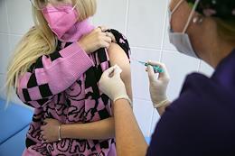 Vaccination of adolescents in the Rostov region.