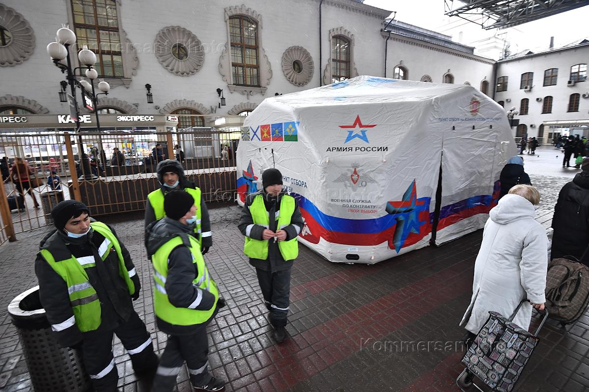 Пункт 2018. Медицинский пункт на Казанском вокзале. Пункт мобилизации на Казанском вокзале. Санитарно-экспертный пункт на Казанском вокзале. Мобильный пункт отбора на военную службу.