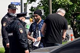 Meeting on the case of municipal deputy Alexei Gorinov, accused of spreading fakes by a 'group of persons' 'by prior agreement' and 'motivated by political hatred' in the Meshchansky District Court.